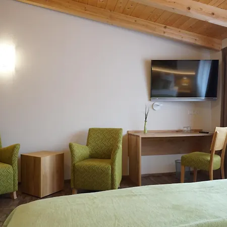 Kro Weingut & Gaestehaus Julianenhof *