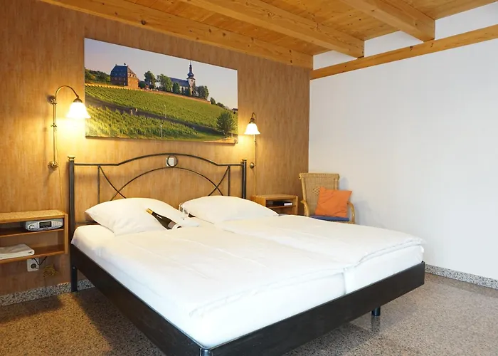 Weingut & Gaestehaus Julianenhof * Nierstein